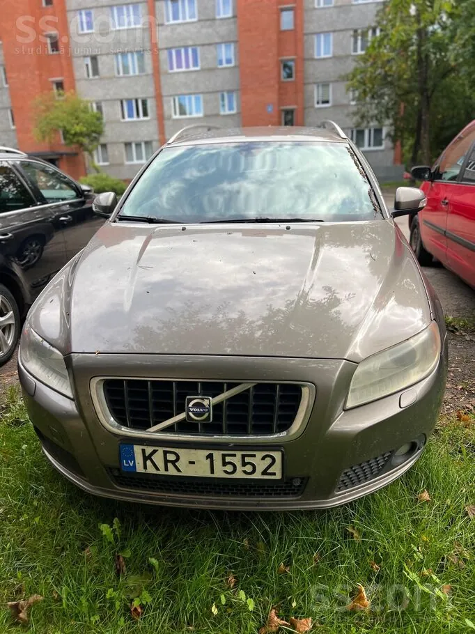Volvo V70 2007 photo 2