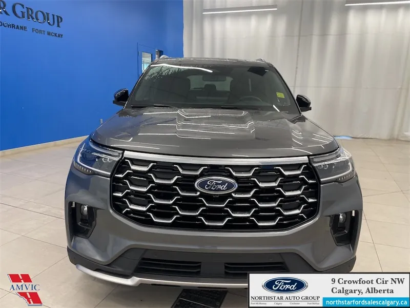 Ford Explorer 2025 photo 2