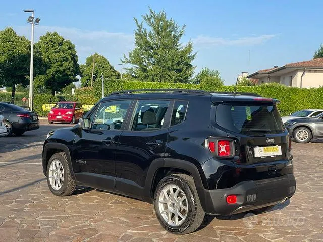 Jeep Renegade 2022 photo 3