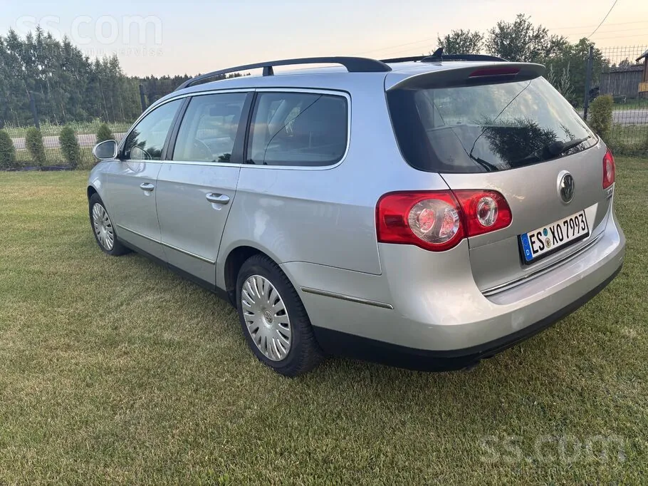 Volkswagen Passat 2010 photo 3