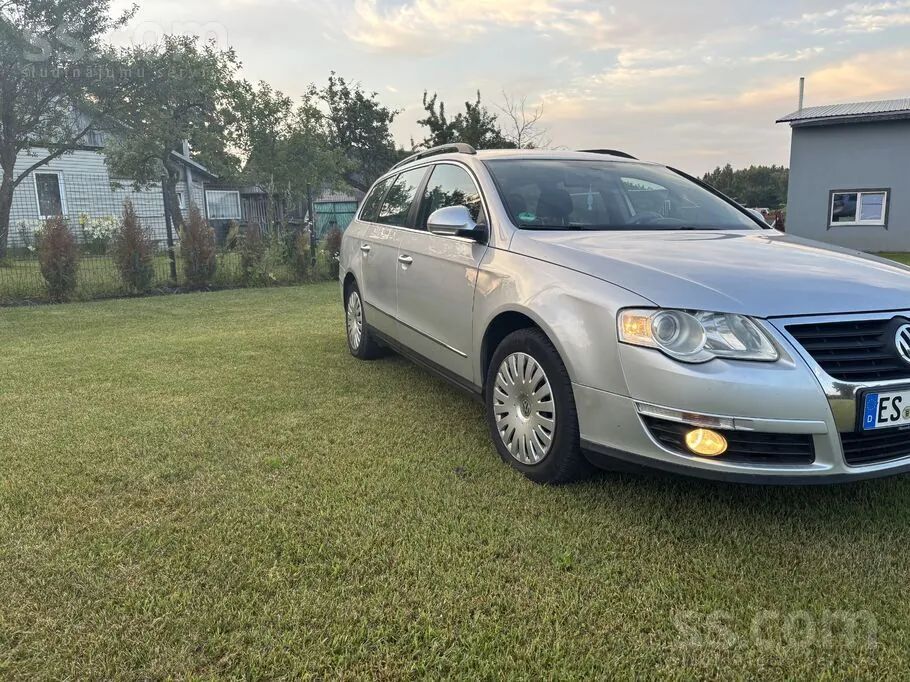 Volkswagen Passat 2010 photo 2