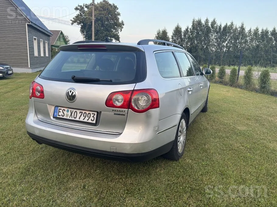 Volkswagen Passat 2010 photo 5