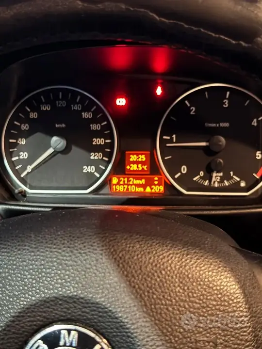 BMW 1 Series 2008 photo 2