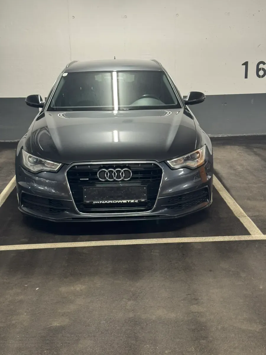Audi A6 2012 photo 2