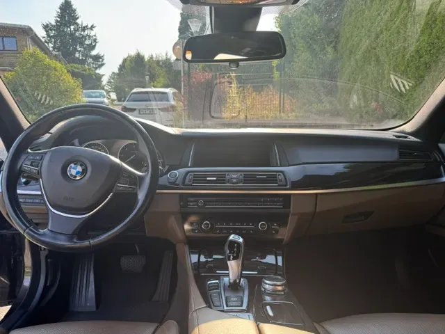 BMW 5 Series 2015 photo 2
