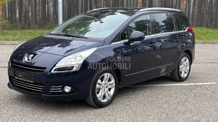 Peugeot 5008 2010 photo 3