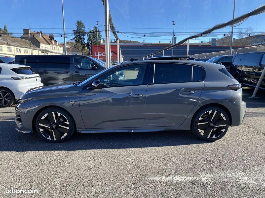 Peugeot 308 2026 photo 2