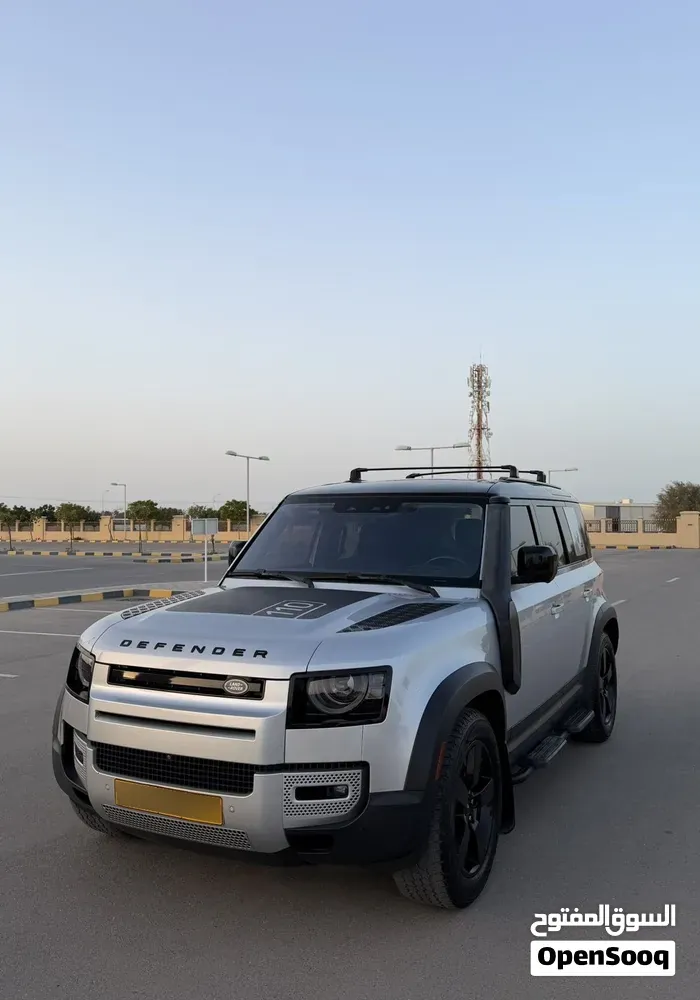 Land Rover Defender 2020 photo 5