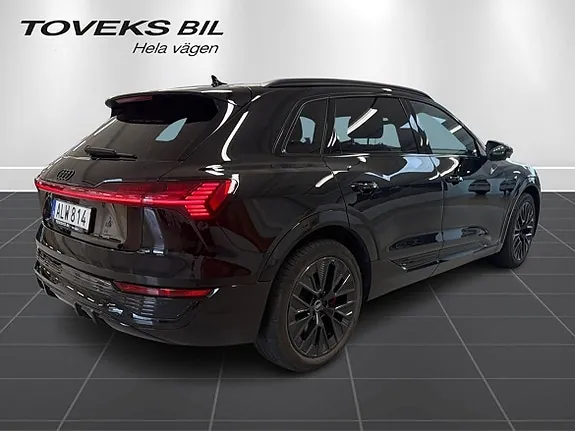 Audi Q8 2024 photo 3