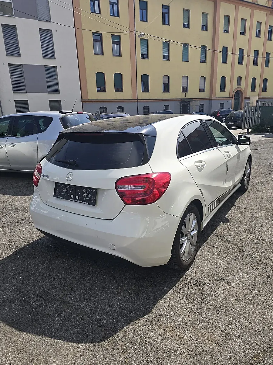 Mercedes-Benz A-Class 2015 photo 3