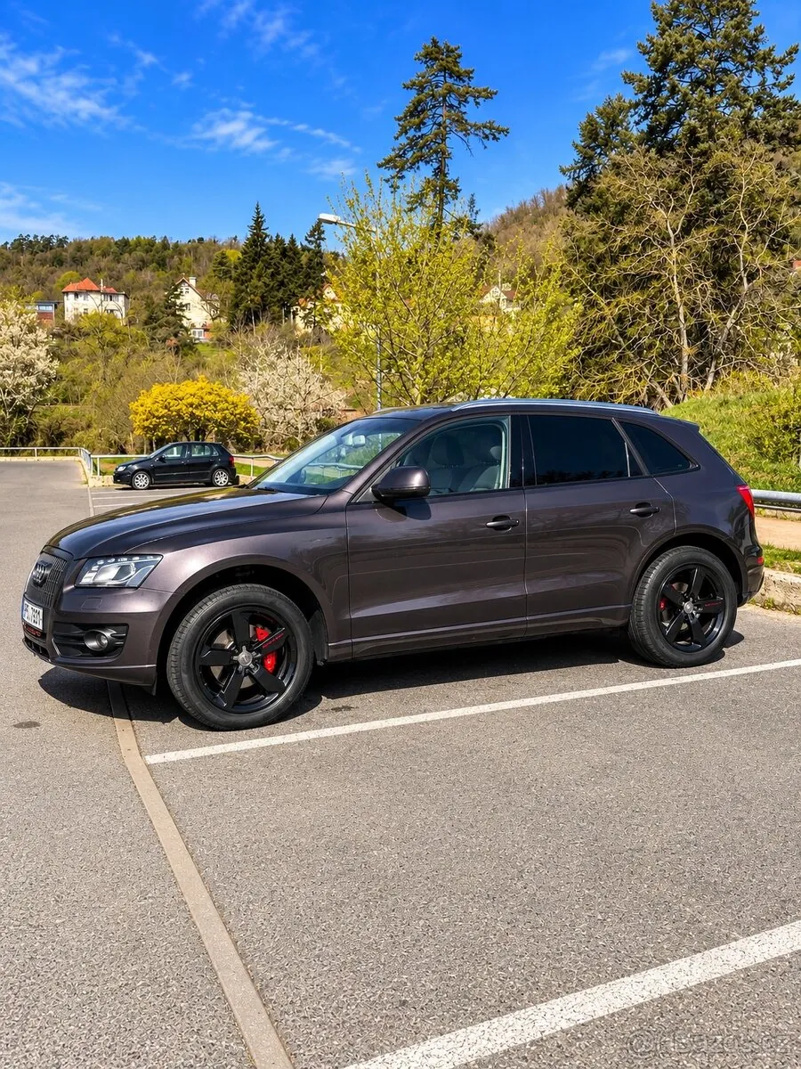Audi Q5 2009 photo 4
