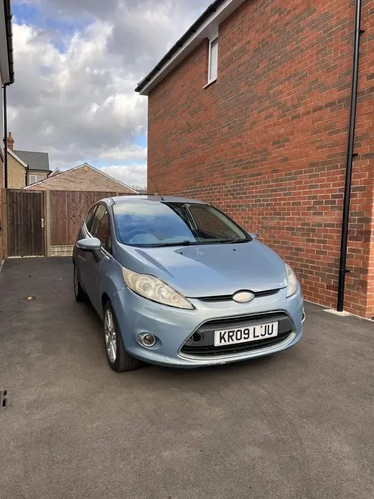 Ford Fiesta 2009 photo 3