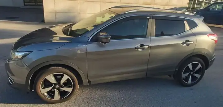 Nissan Qashqai 2015 photo 2