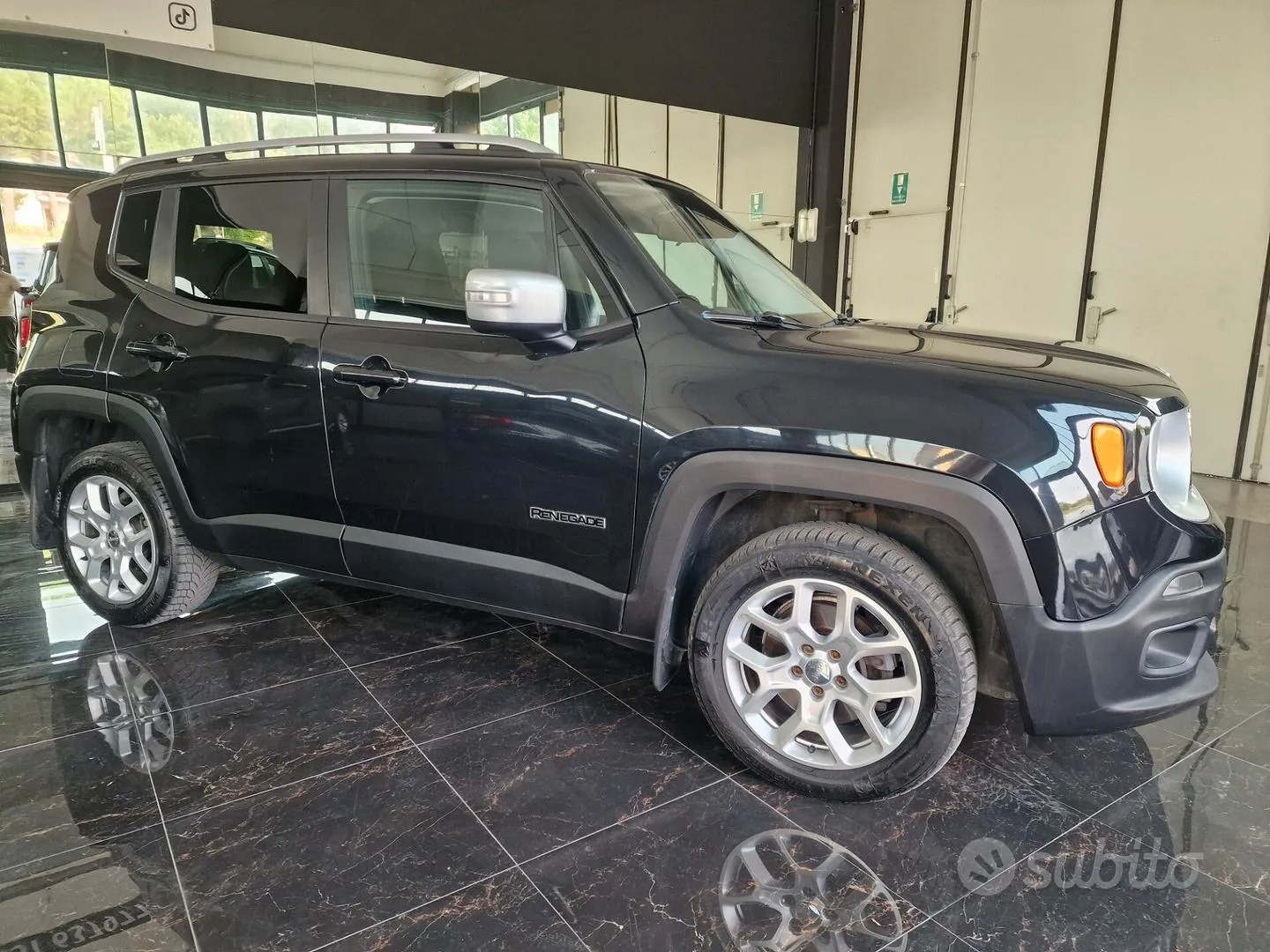 Jeep Renegade 2015 photo 2