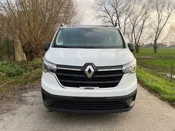 Renault Trafic 2024 photo 2