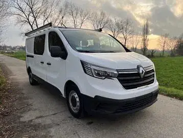 Renault Trafic 2024 photo 3