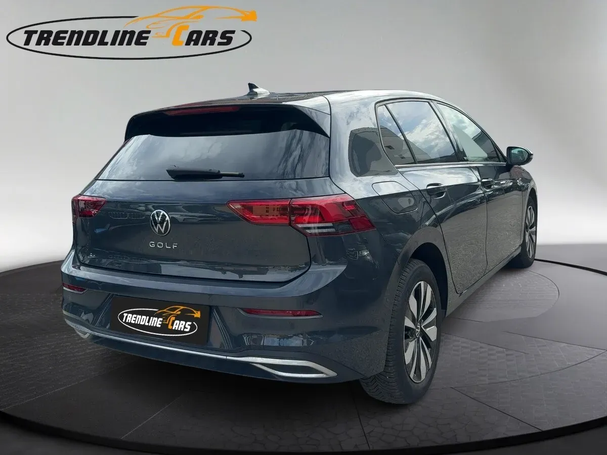 Volkswagen Golf 2024 photo 3