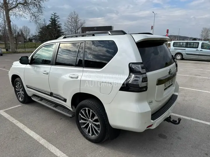 Toyota Land Cruiser 2020 photo 3