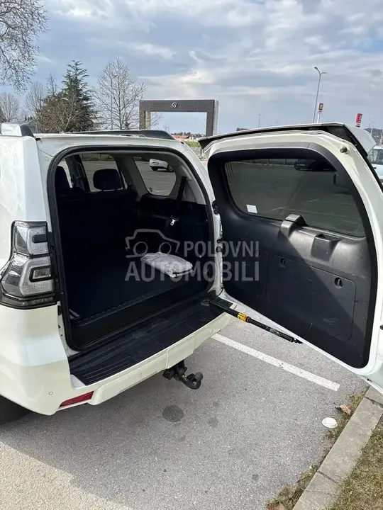 Toyota Land Cruiser 2020 photo 5