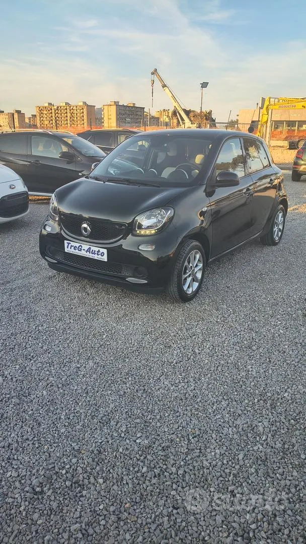 Smart Forfour 2017 photo 3