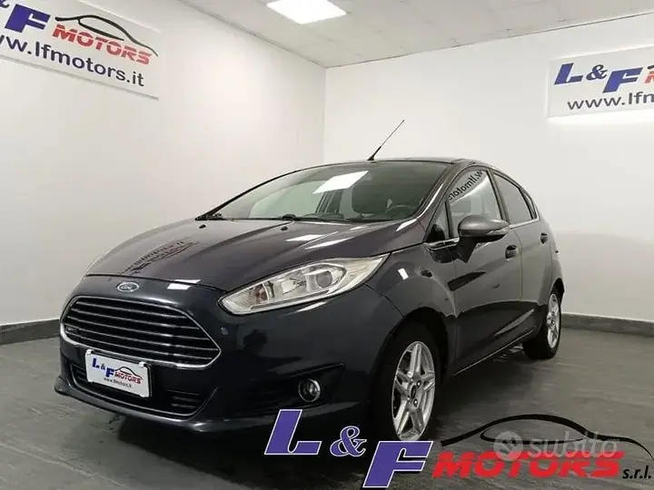 Ford Fiesta 2015 photo 2