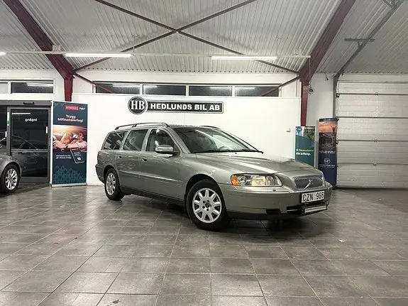 Volvo V70 2007 photo 2