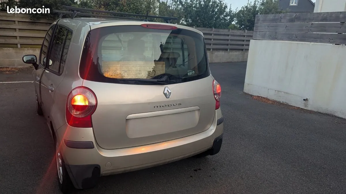Renault Modus 2006 photo 2