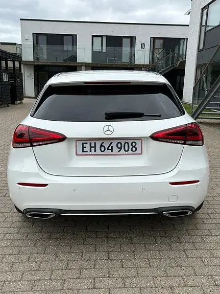 Mercedes-Benz A 180 D 2018 photo 2