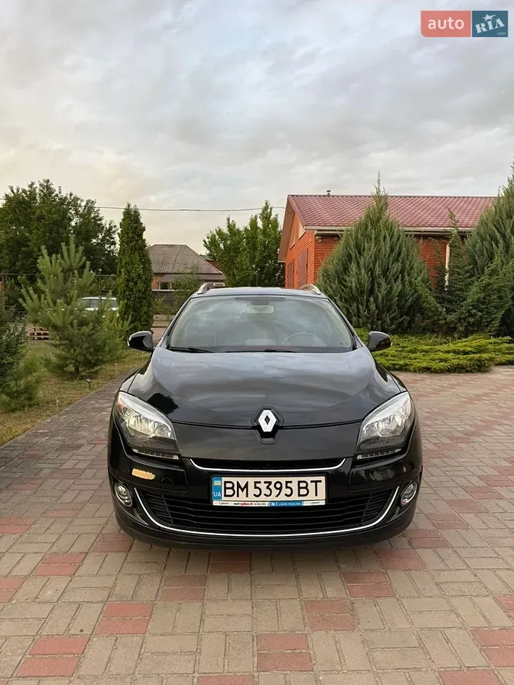 Renault Megane 2013 photo 2