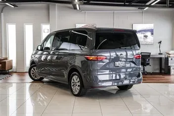 Volkswagen Multivan 2023 photo 4
