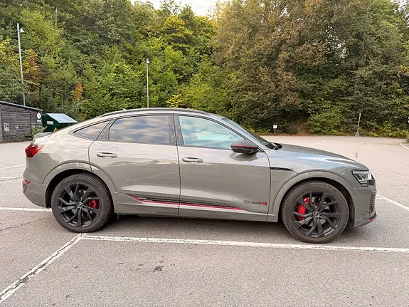 Audi Q8 E-Tron 2024 photo 5