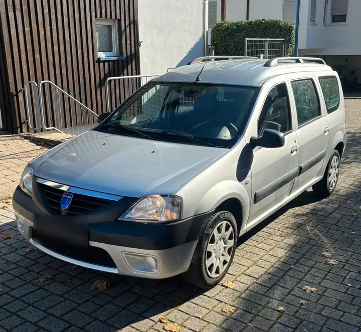 Dacia Logan
