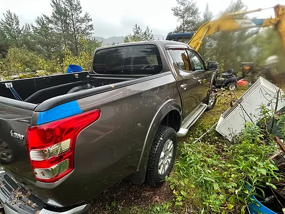 Mitsubishi L200 2017 photo 3