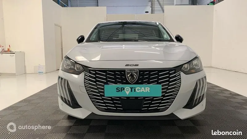 Peugeot 208 2026 photo 2