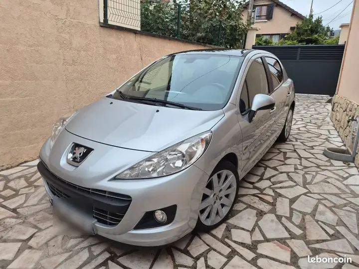 Peugeot 207