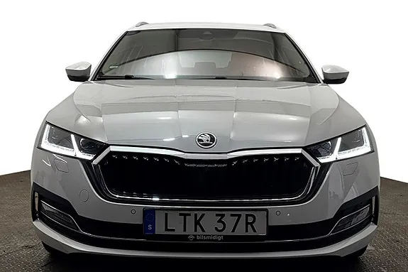 Skoda Octavia 2023 photo 3