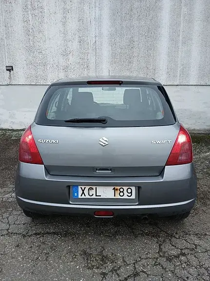 Suzuki Swift 2006 photo 4