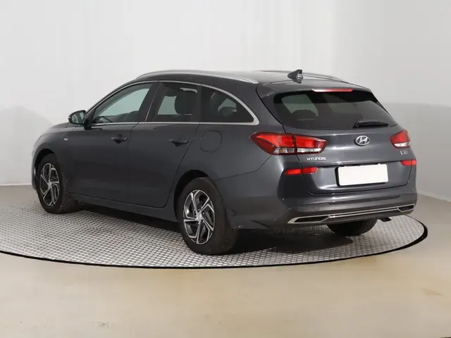 Hyundai I30 2022 photo 3