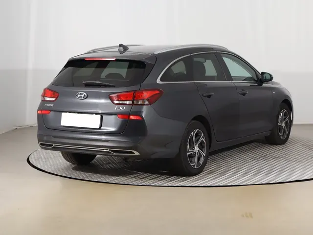 Hyundai I30 2022 photo 4