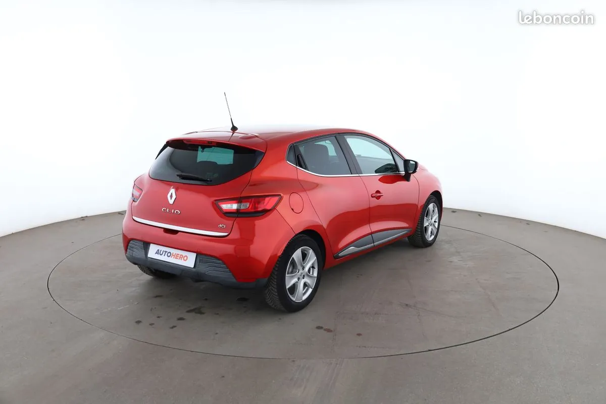 Renault Clio 2015 photo 3