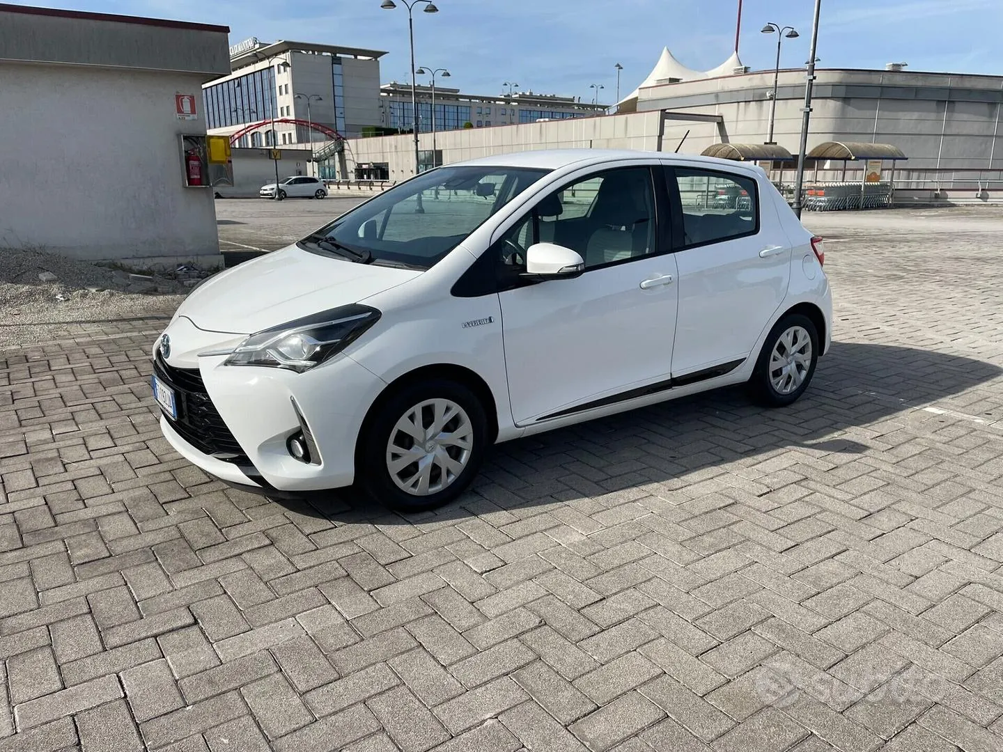 Toyota Yaris 2018 photo 3