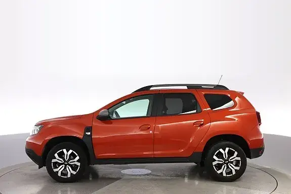 Dacia Duster 2023 photo 2