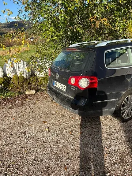 Volkswagen Passat 2009 photo 3