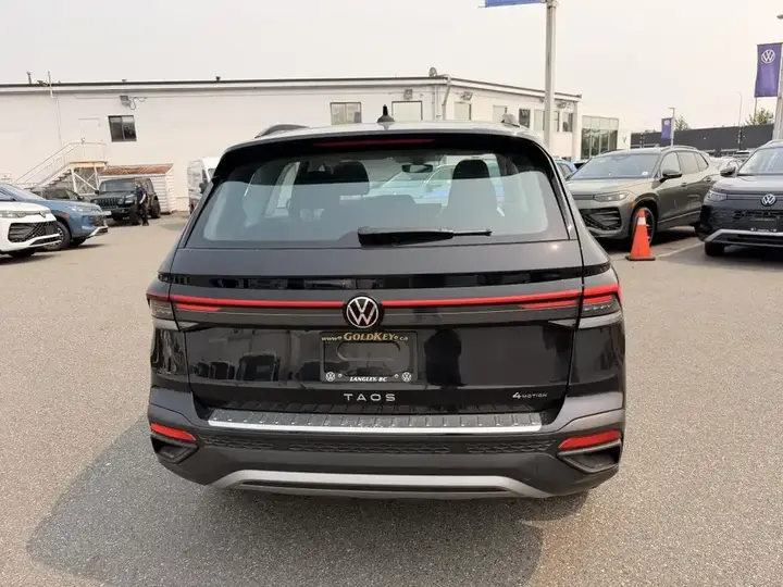 Volkswagen Taos 2026 photo 5