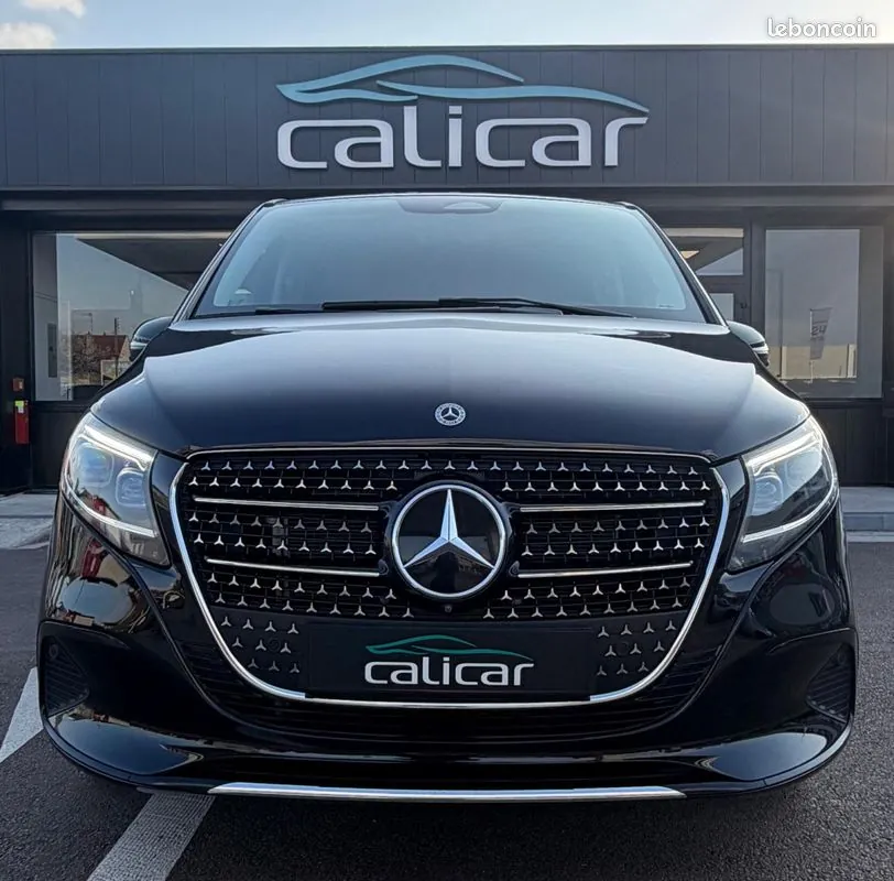 Mercedes-Benz V 2024 photo 3
