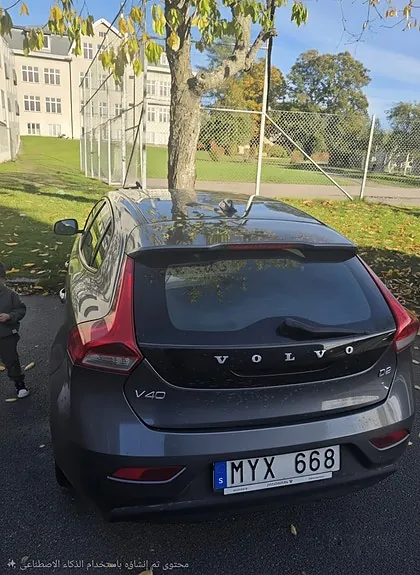 Volvo V40 2013 photo 2