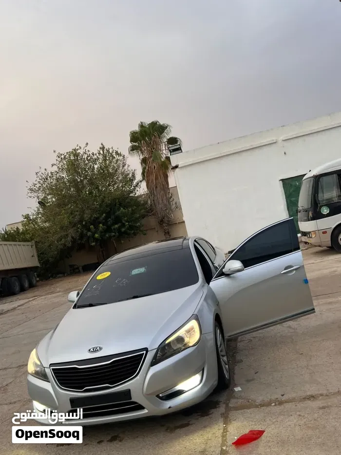Kia Cadenza