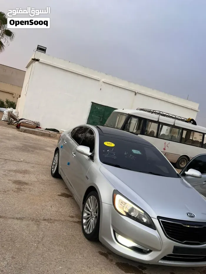 Kia Cadenza 2012 photo 2