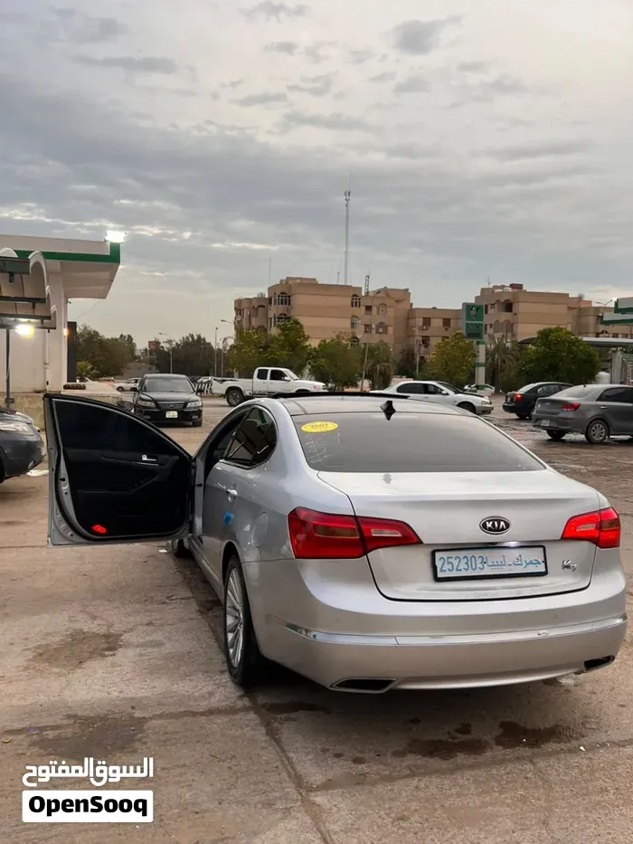 Kia Cadenza 2012 photo 4