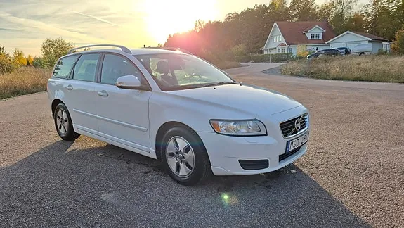 Volvo V50